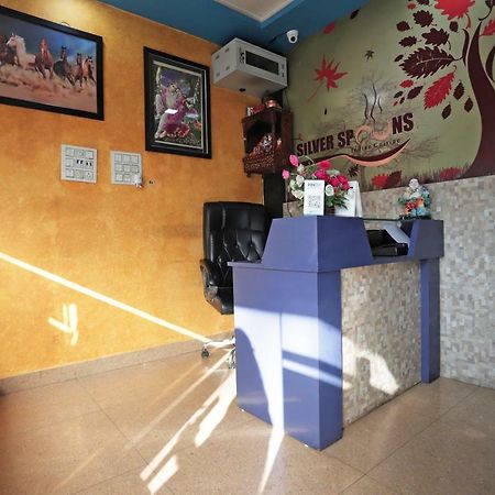 Oyo 38520 Hotel Silverspoon Roorkee Extérieur photo